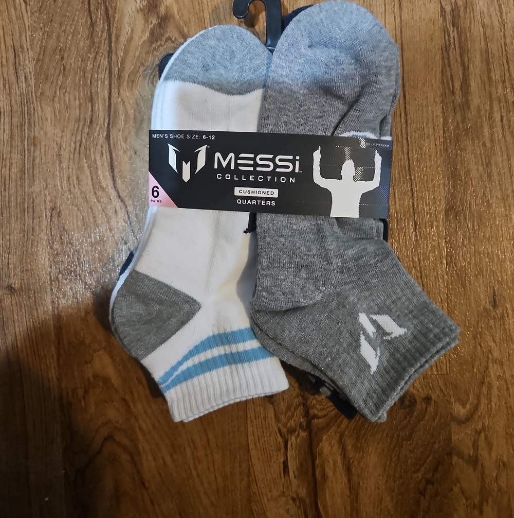 MESSi Cushioned Quarter Athletic Socks - Gray & White